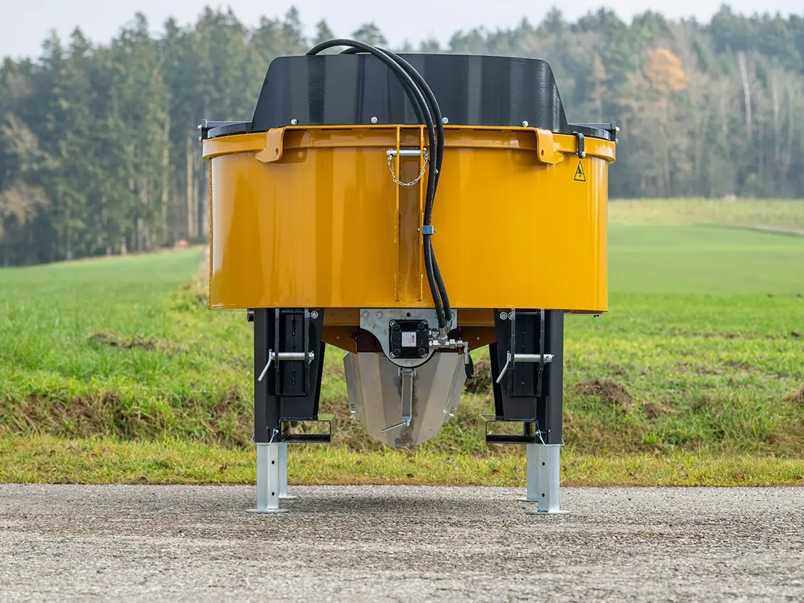 Mammut Concrete Mixer